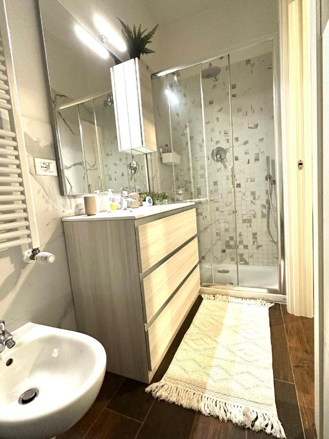 Apartment Axi House