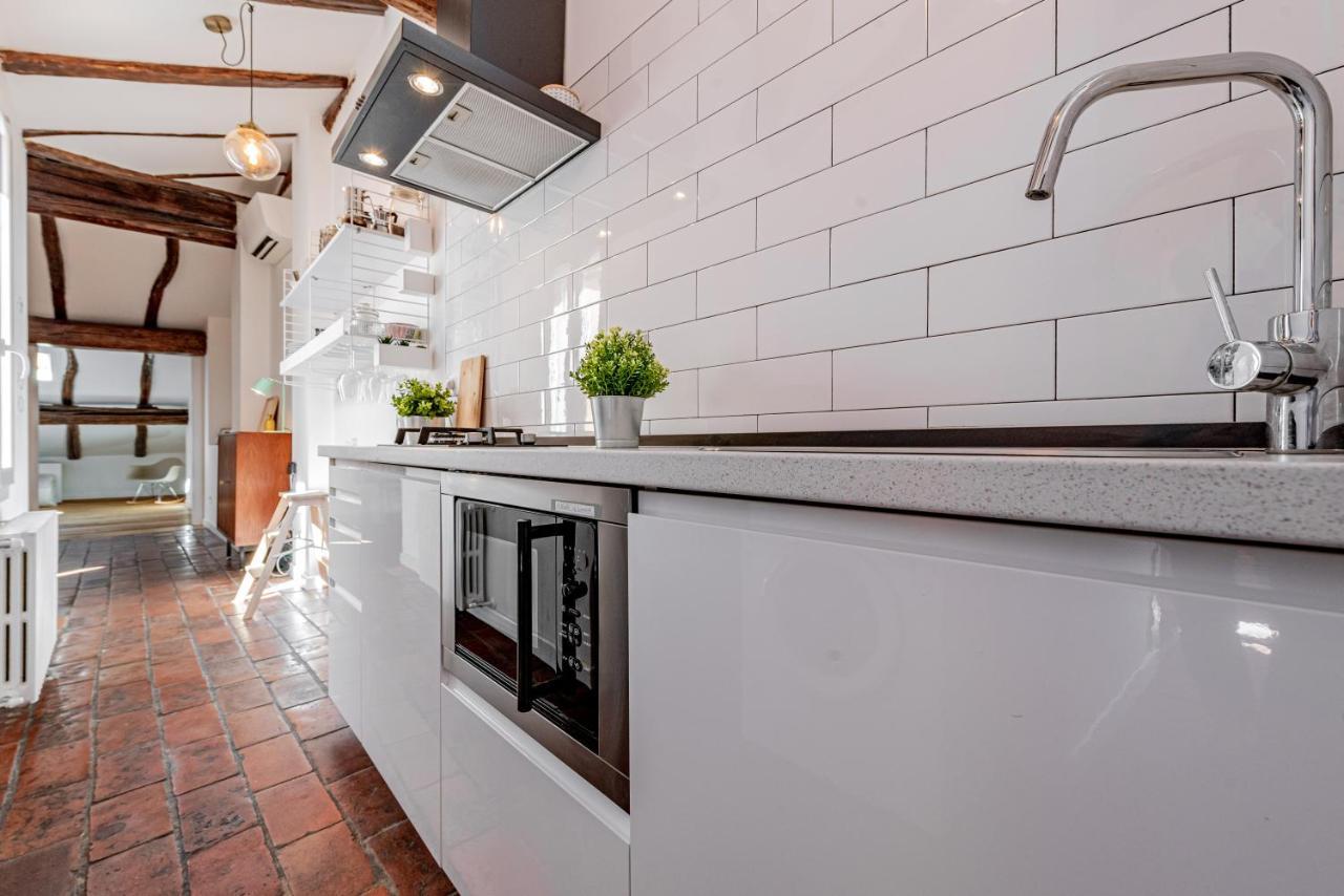 Realkasa Pratello Flat Apartment