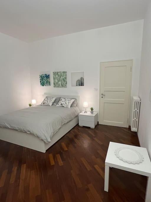 A Casa Di Giulia Porta Sanfelice Apartment