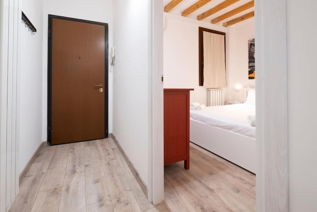 Isaia 41 Apartment Bologna