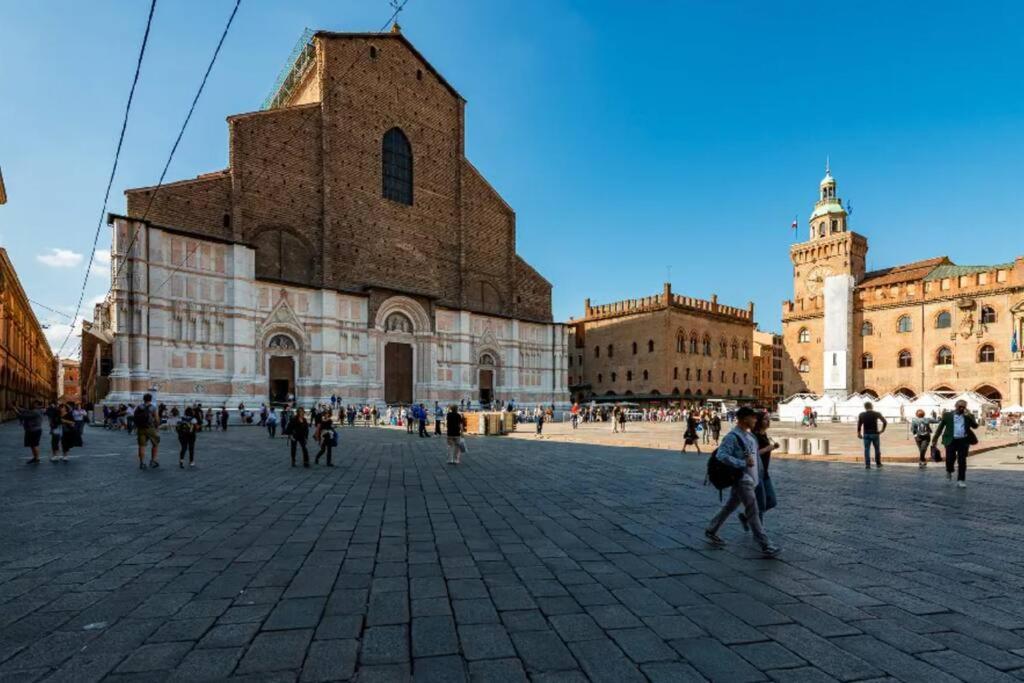 Loft - Comfort - 10m Piazza Maggiore Apartment