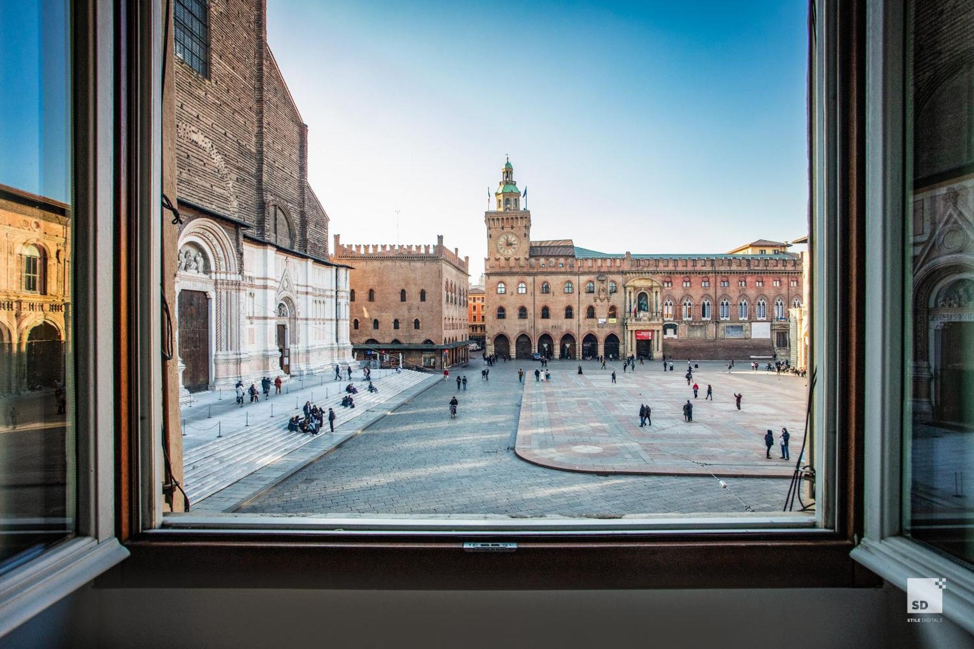Urbanicooh Garisenda - Piazza Maggiore View Apartamento Bolonha