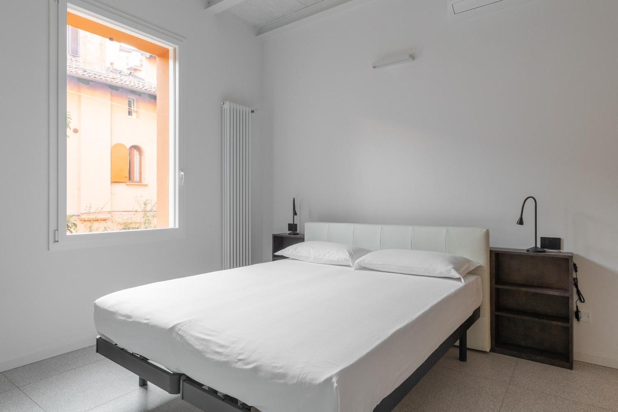Capo Di Lucca White By Wonderful Italy Apartment