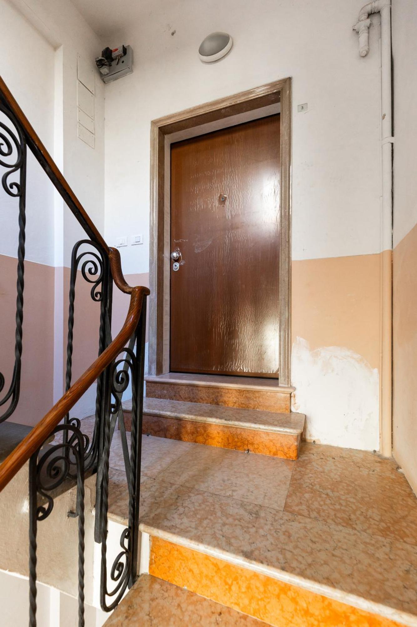 Capo Di Lucca White By Wonderful Italy Apartment *