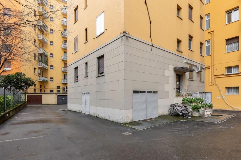 Apartment Ai Piedi Di San Luca - Parcheggio + 3 Bagni Bologna