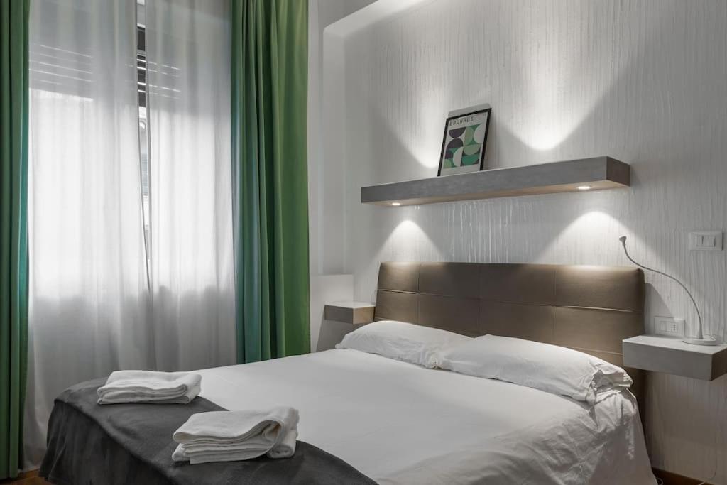 Ai Piedi Di San Luca - Parcheggio + 3 Bagni Apartment *