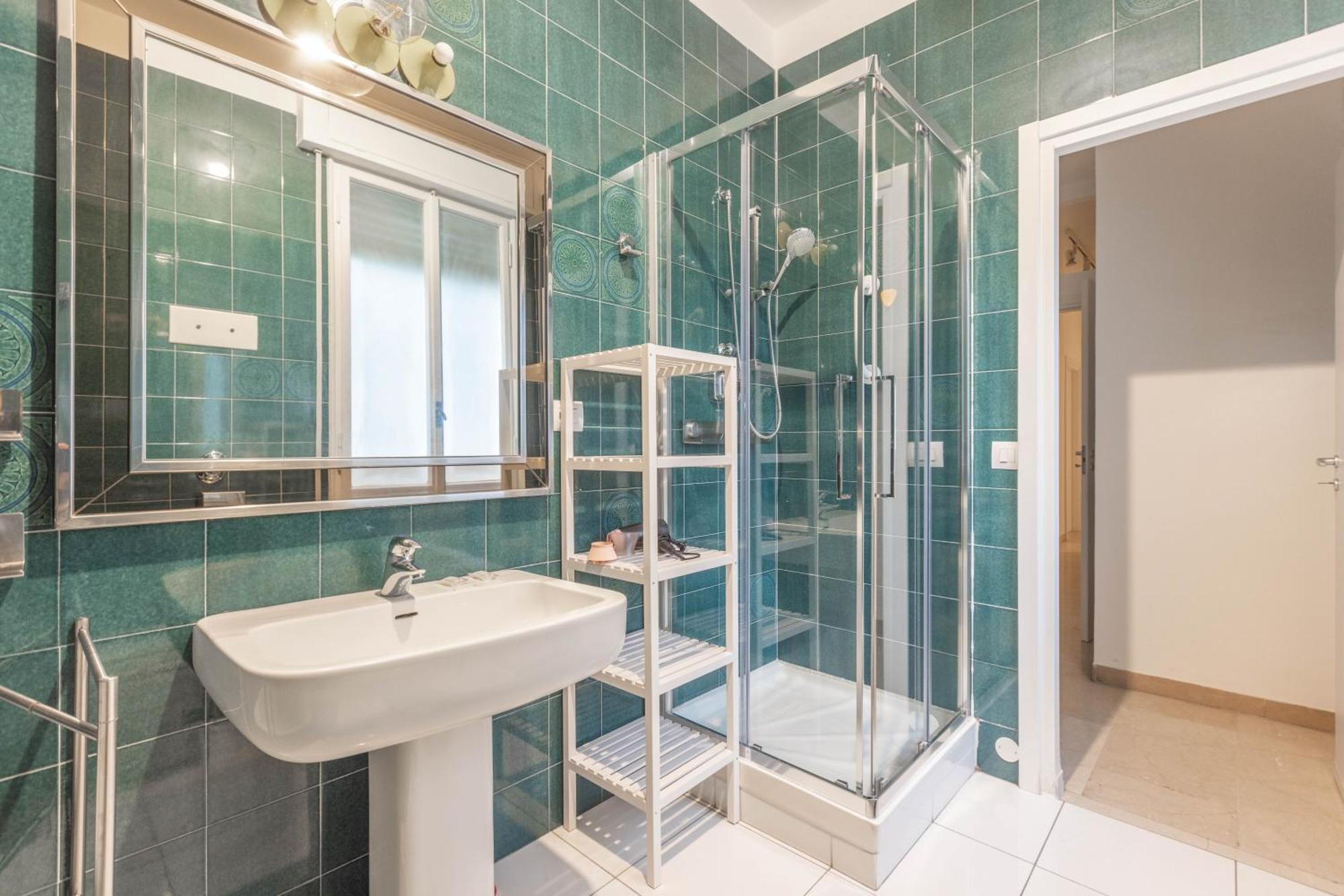 La Finestra Sul Centro, By Short Holidays Apartment Bologna