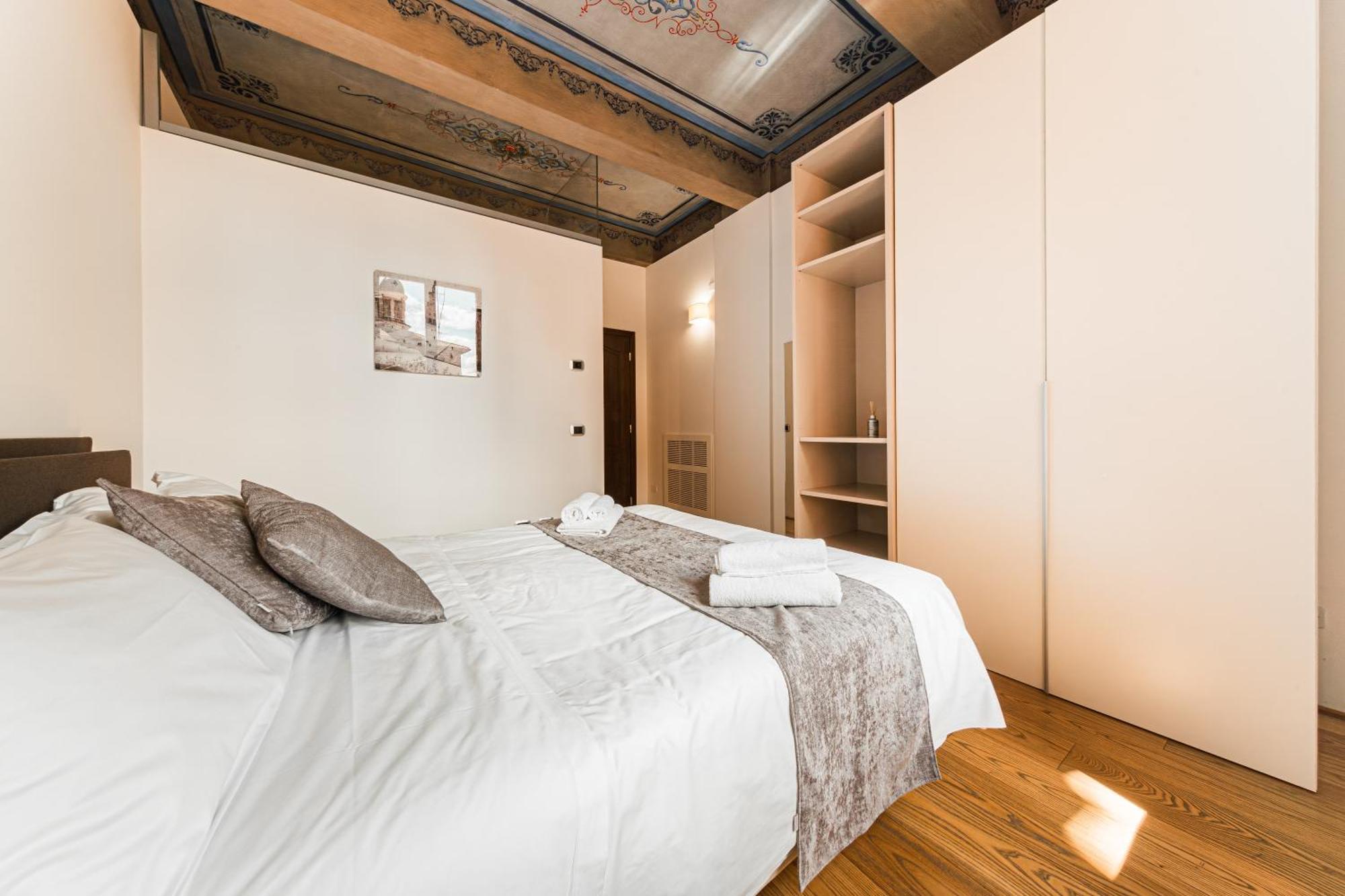 Immobo Domus - Piazza Maggiore View Apartment Bologna