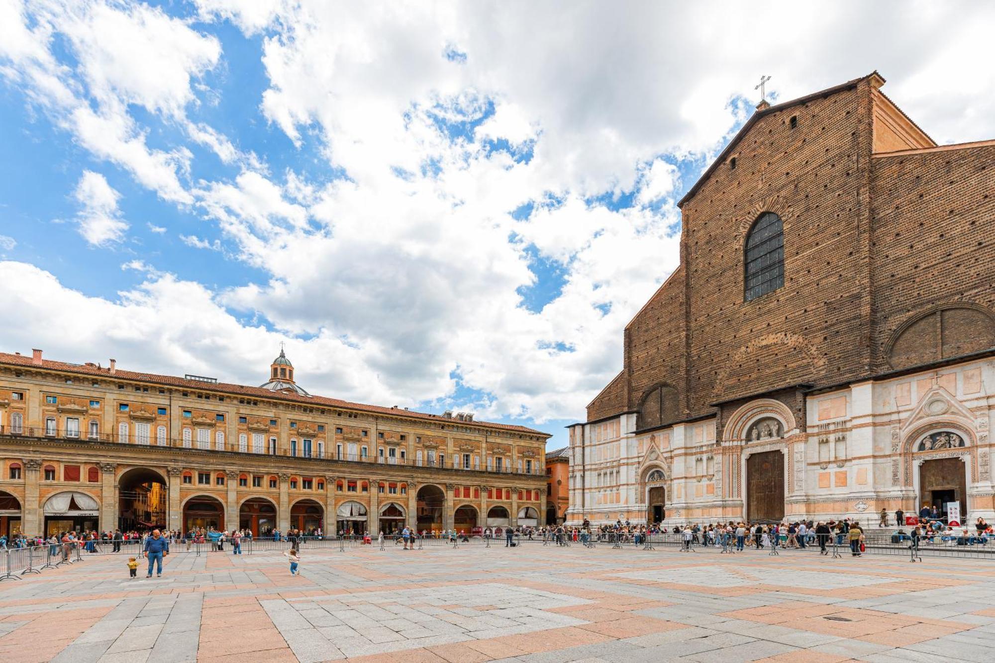 Immobo Domus - Piazza Maggiore View Apartment