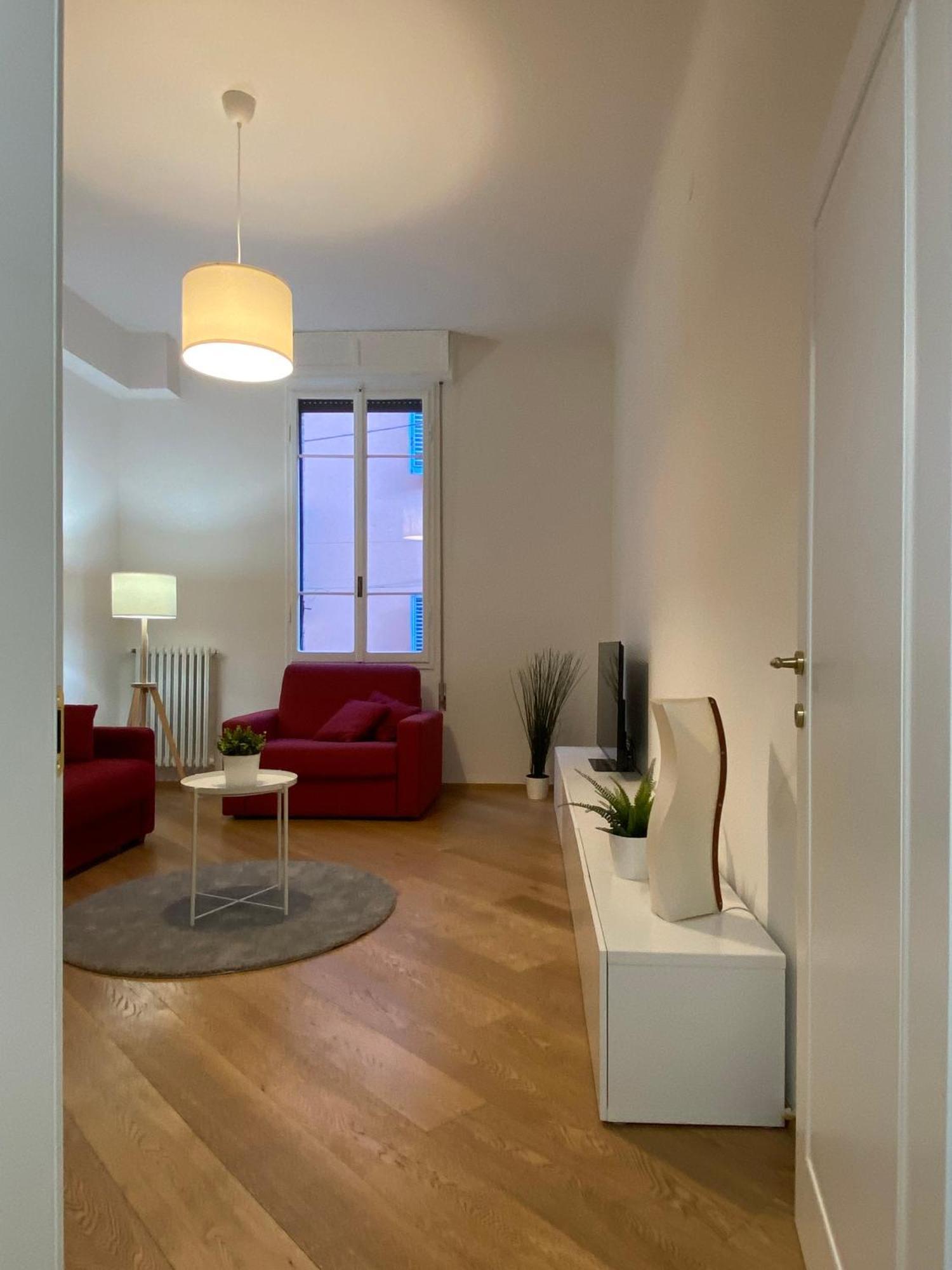 Porta Nova, By Short Holidays Apartment *