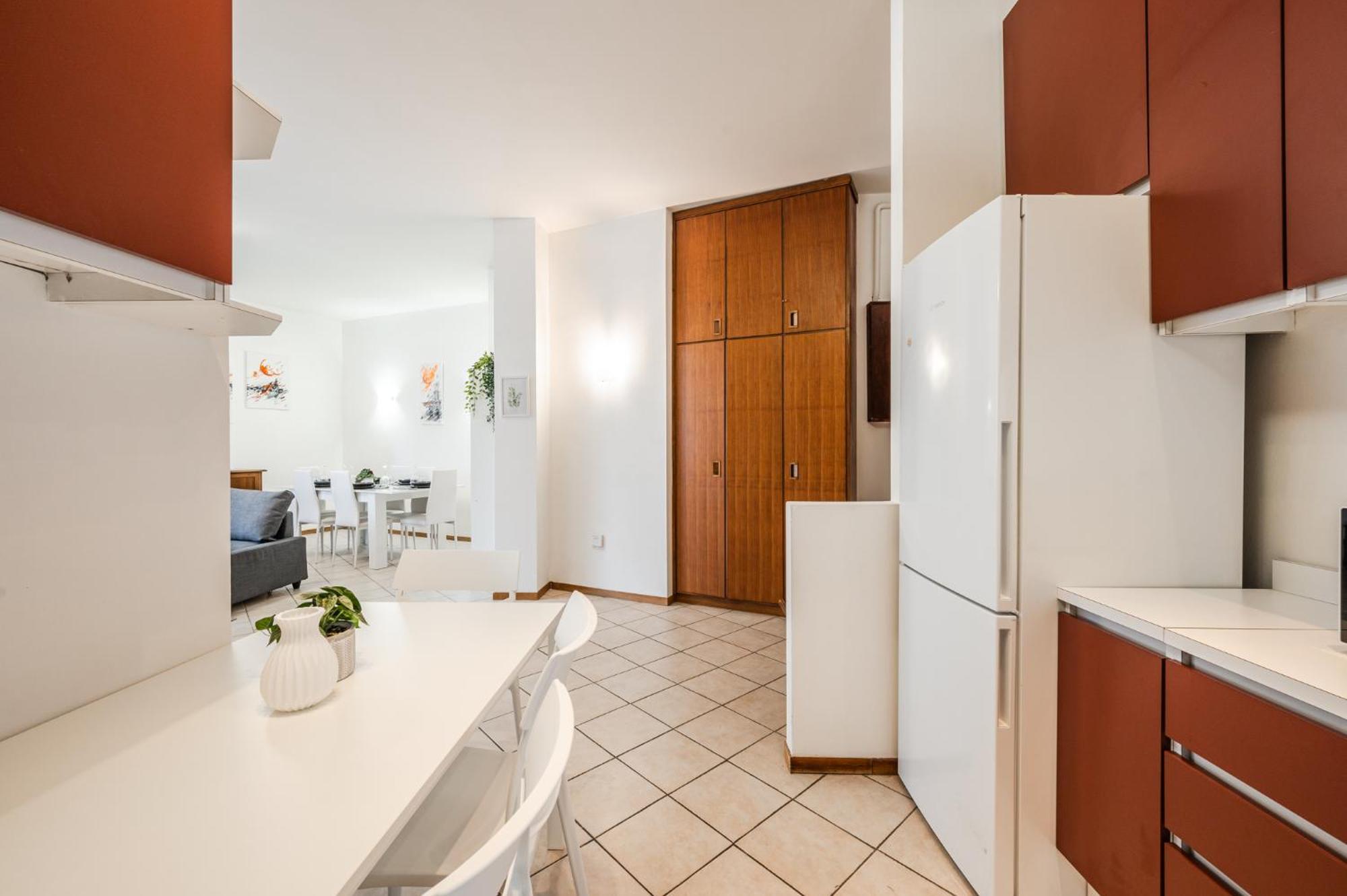 Apartment Ab - Via Cervellati 3 *