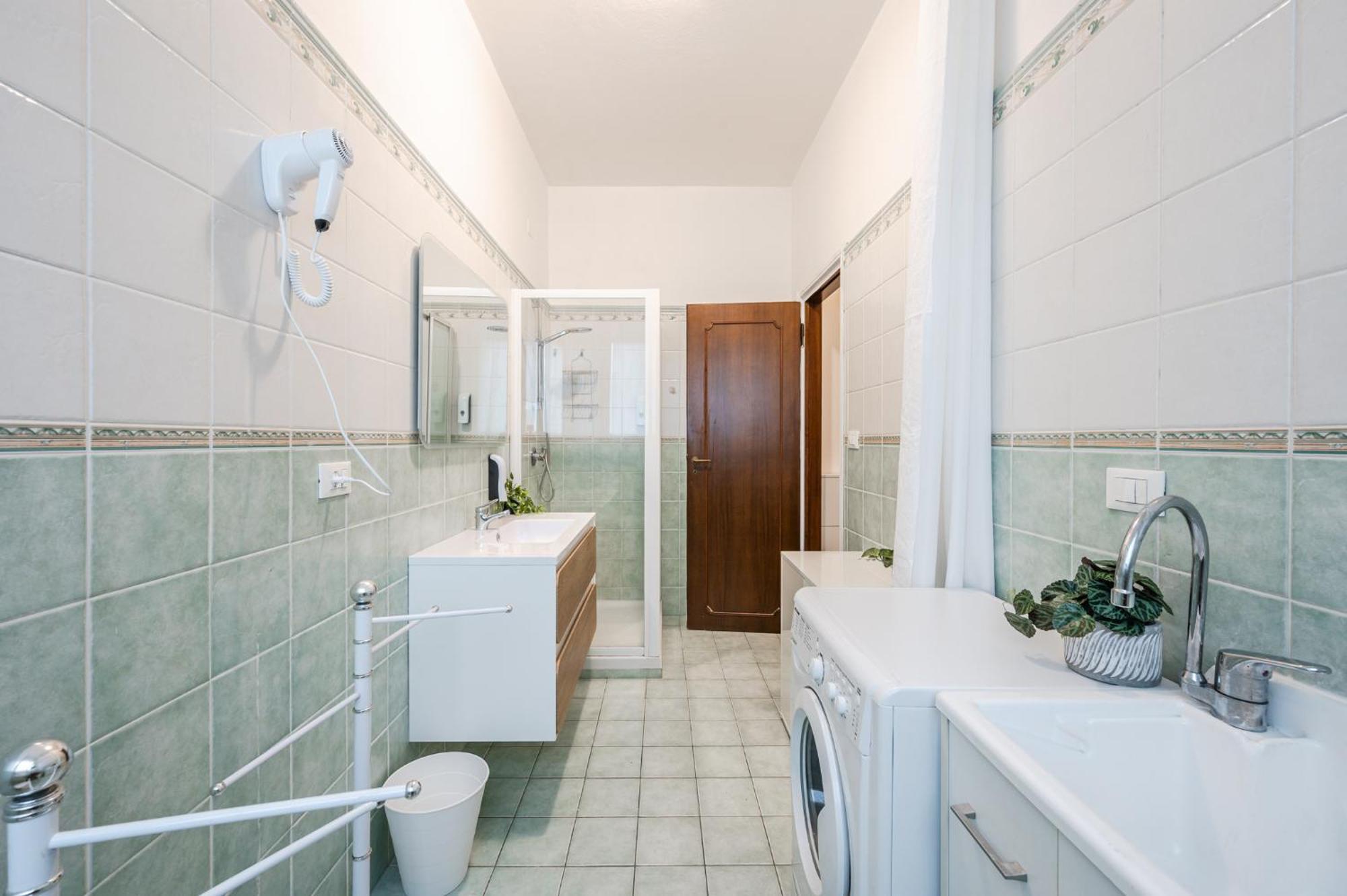 Apartment Ab - Via Cervellati 3 *