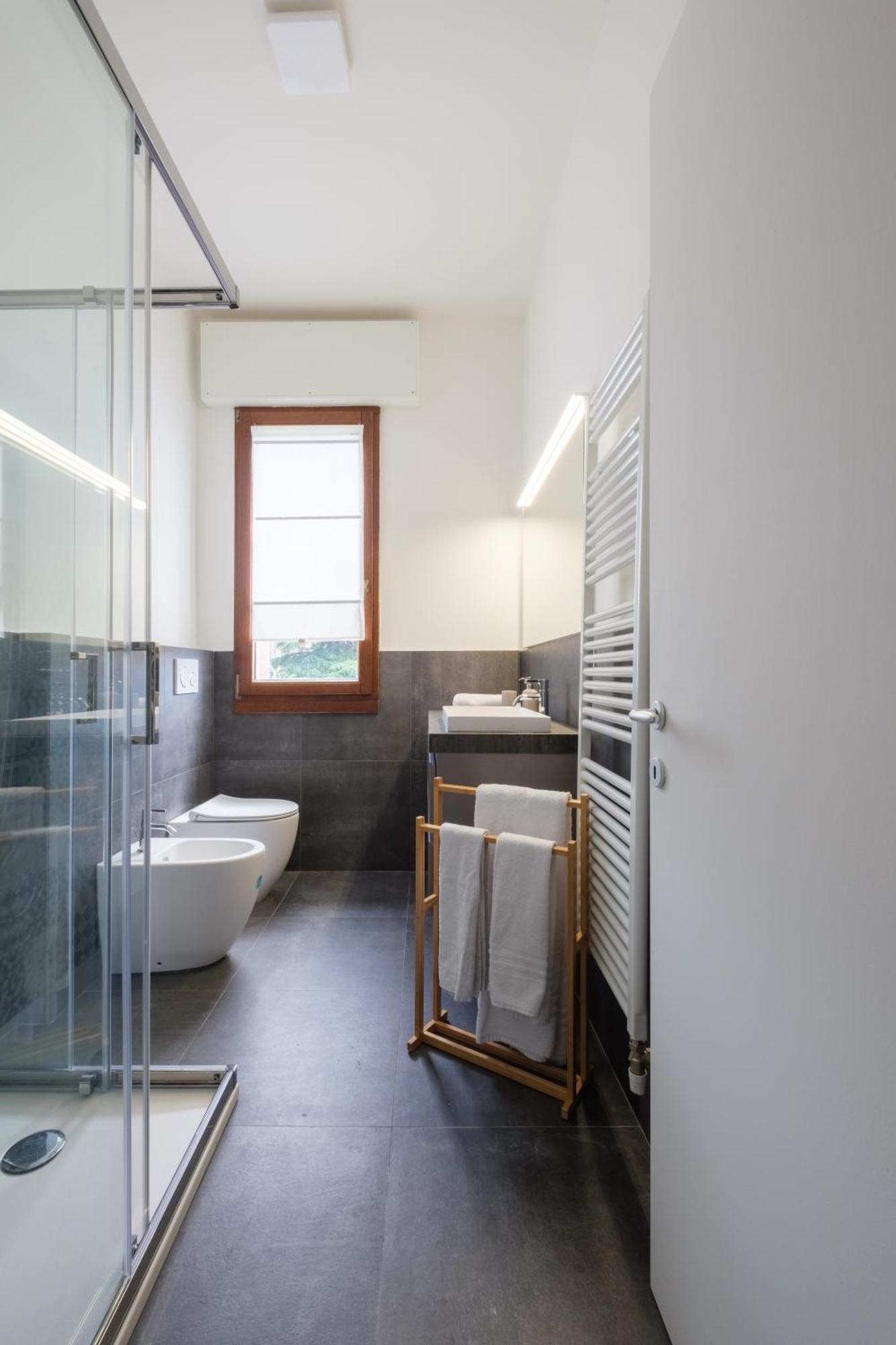 Apartment Oasis Of Tranquility Just Minutes From Downtown *