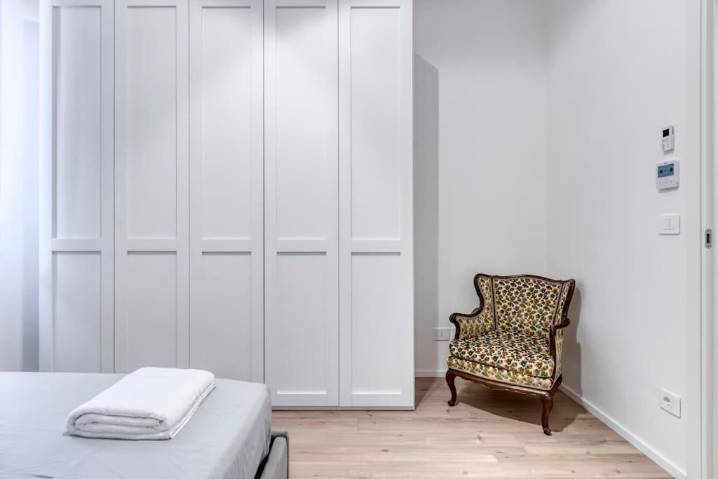 Apartment Carbonara Palace 5 - Luxury Comfort Under Medieval Towers *