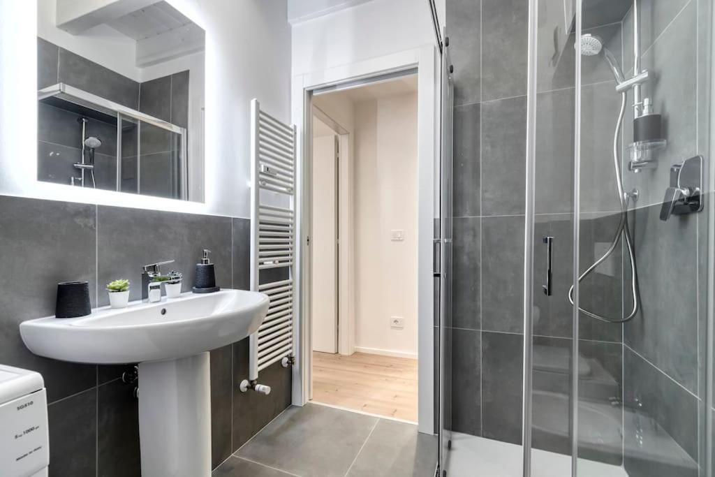 Carbonara Palace 5 - Luxury Comfort Under Medieval Towers * Bologna