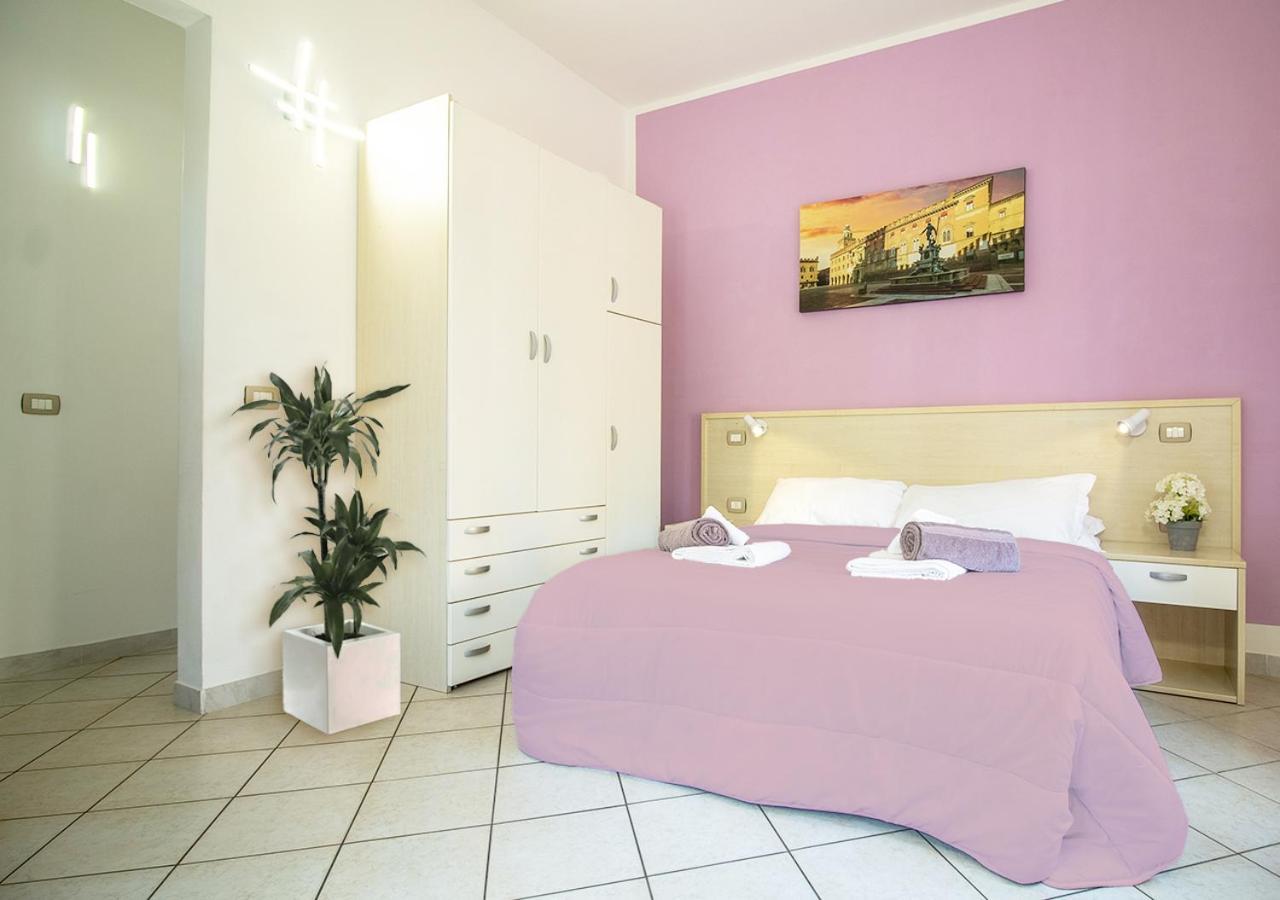 Athena - Parcheggio Privato *
