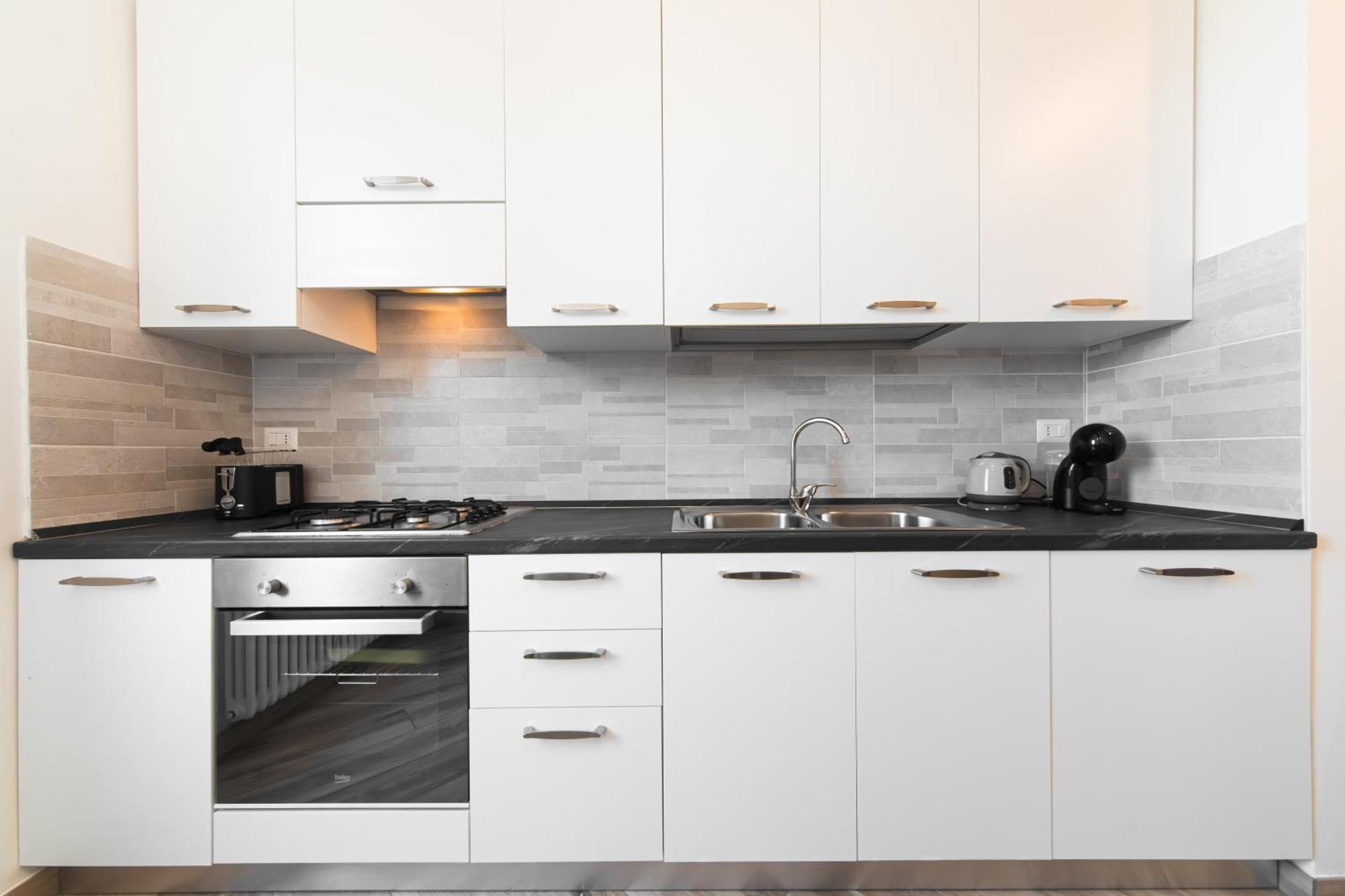 Apartamento Carracci House - Free Parking - Station - Center E Fiera *
