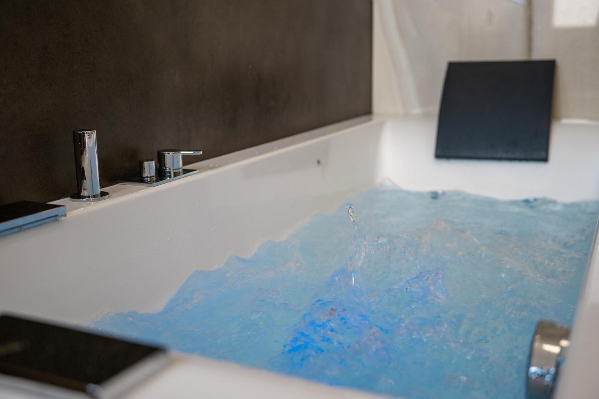 Via Indipendenza - Attico Di Lusso Con Piscina Apartment