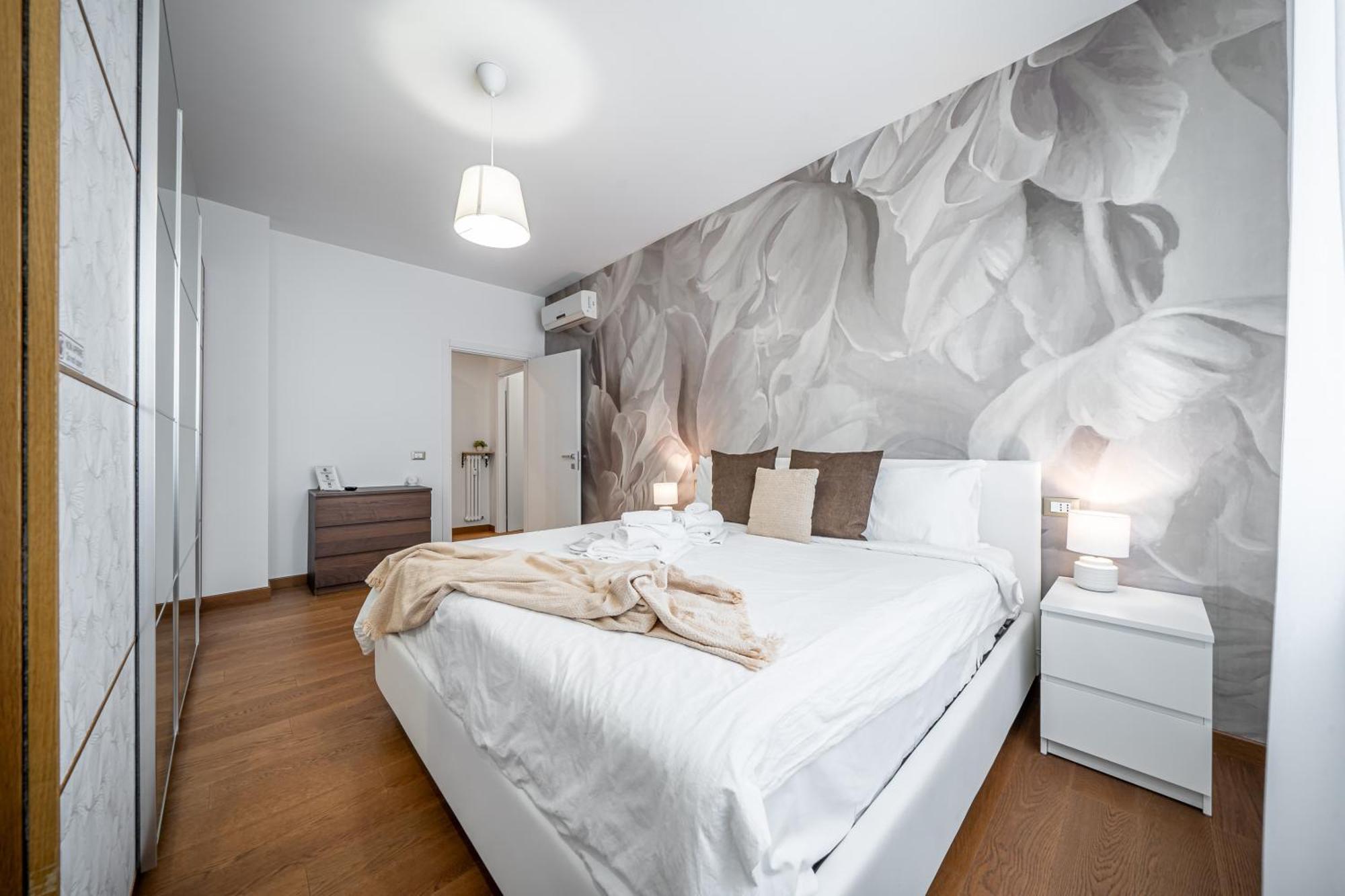 Apartment Via Indipendenza - Attico Di Lusso Con Piscina