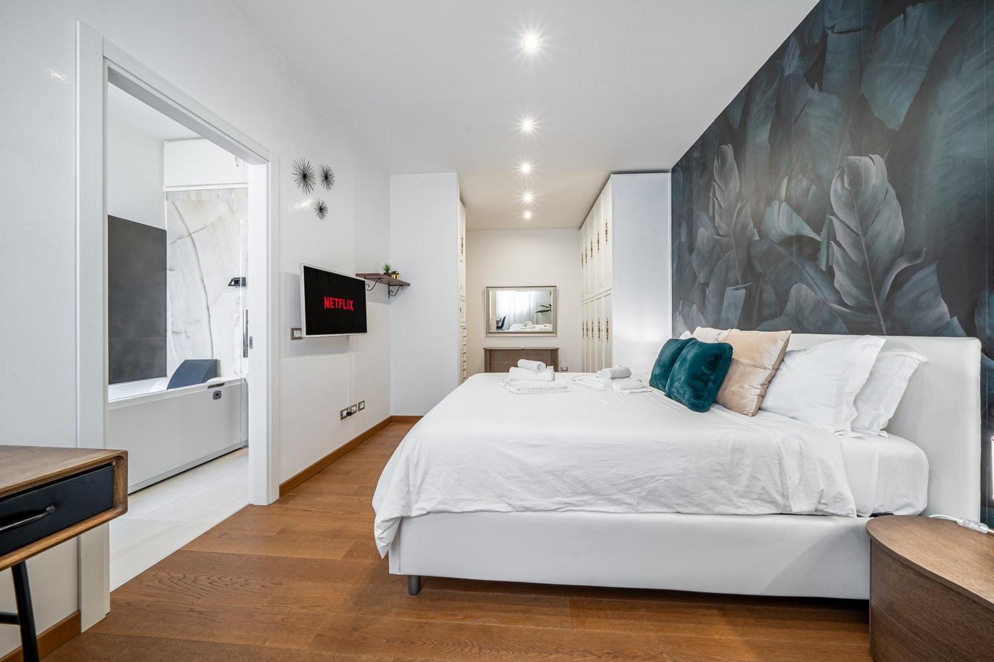 Via Indipendenza - Attico Di Lusso Con Piscina Apartment
