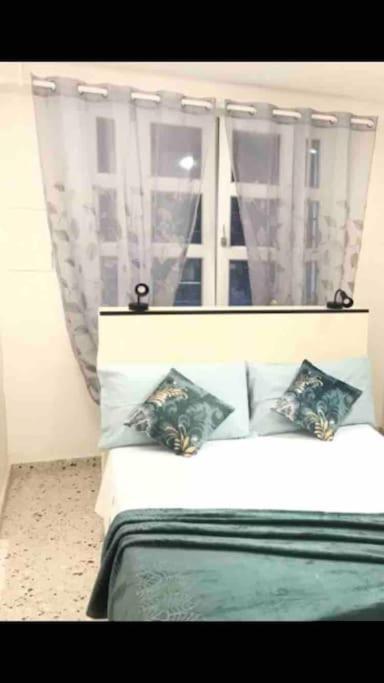 Cozy And Quiet Near Two Towers, Apartment