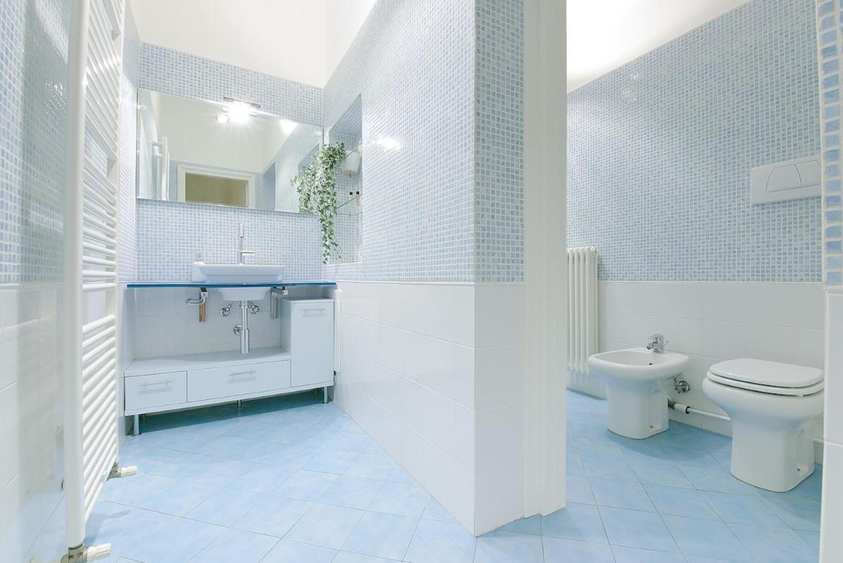 Super - Antique Flat Apartment