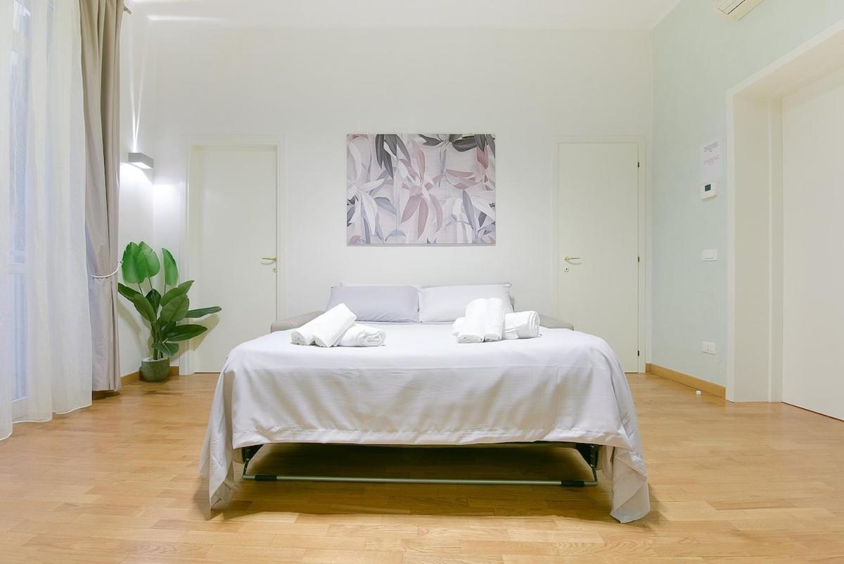 Super - Antique Flat Apartment