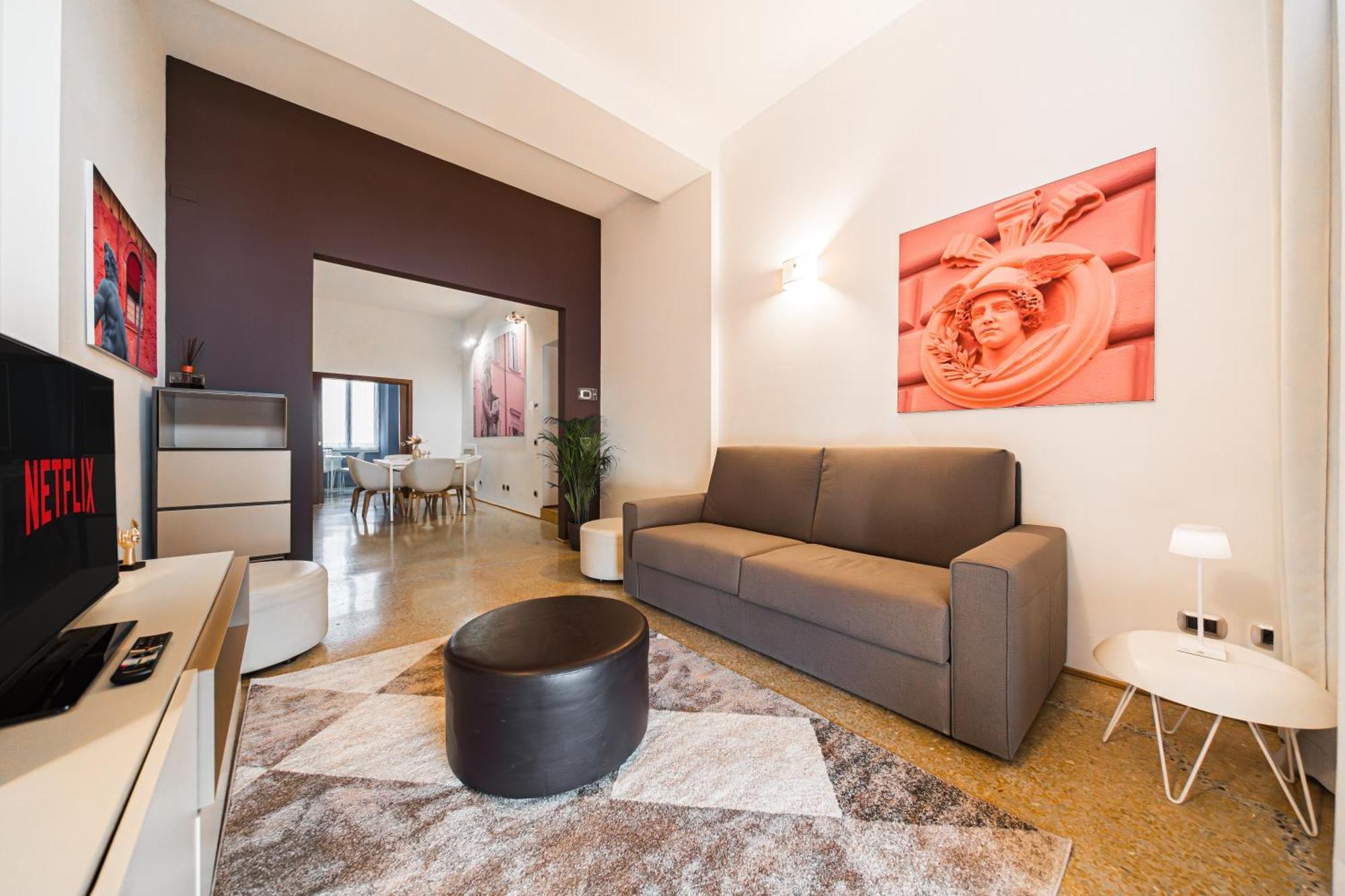 Immobo Domus - Piazza Maggiore View Apartment *