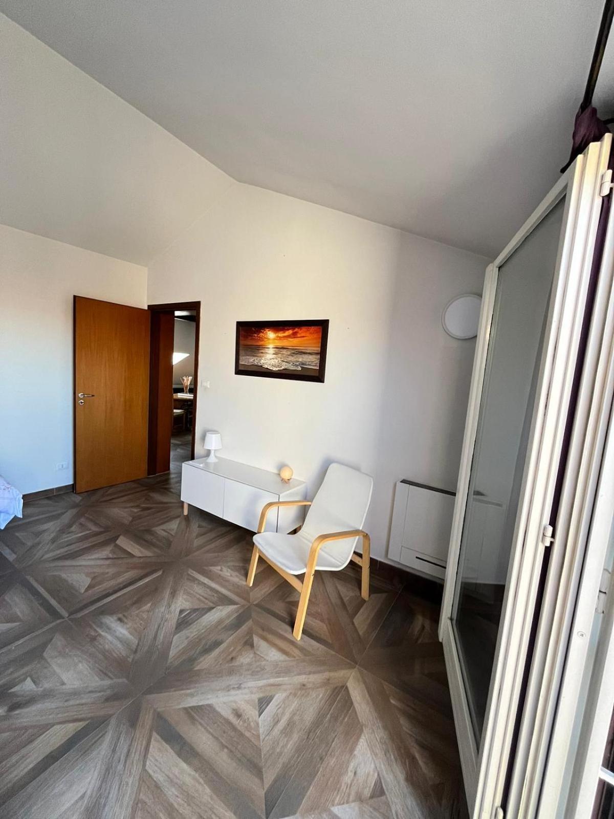 Center Gallery Bed & Breakfast *