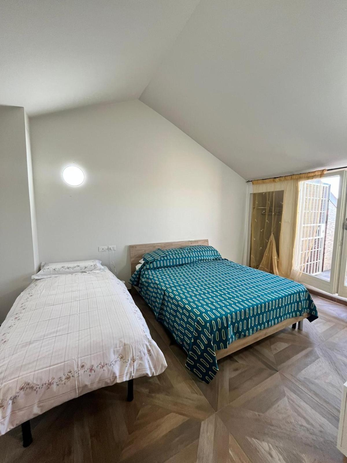 Bed & Breakfast Center Gallery *