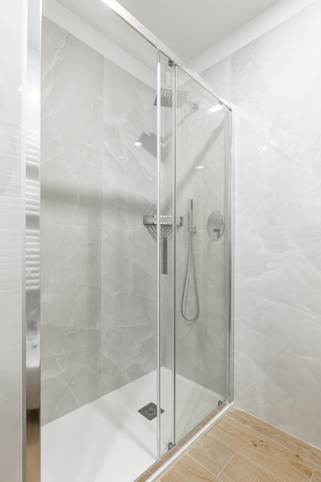 Apartment Blue Azzo Gardino N9 Interno 4