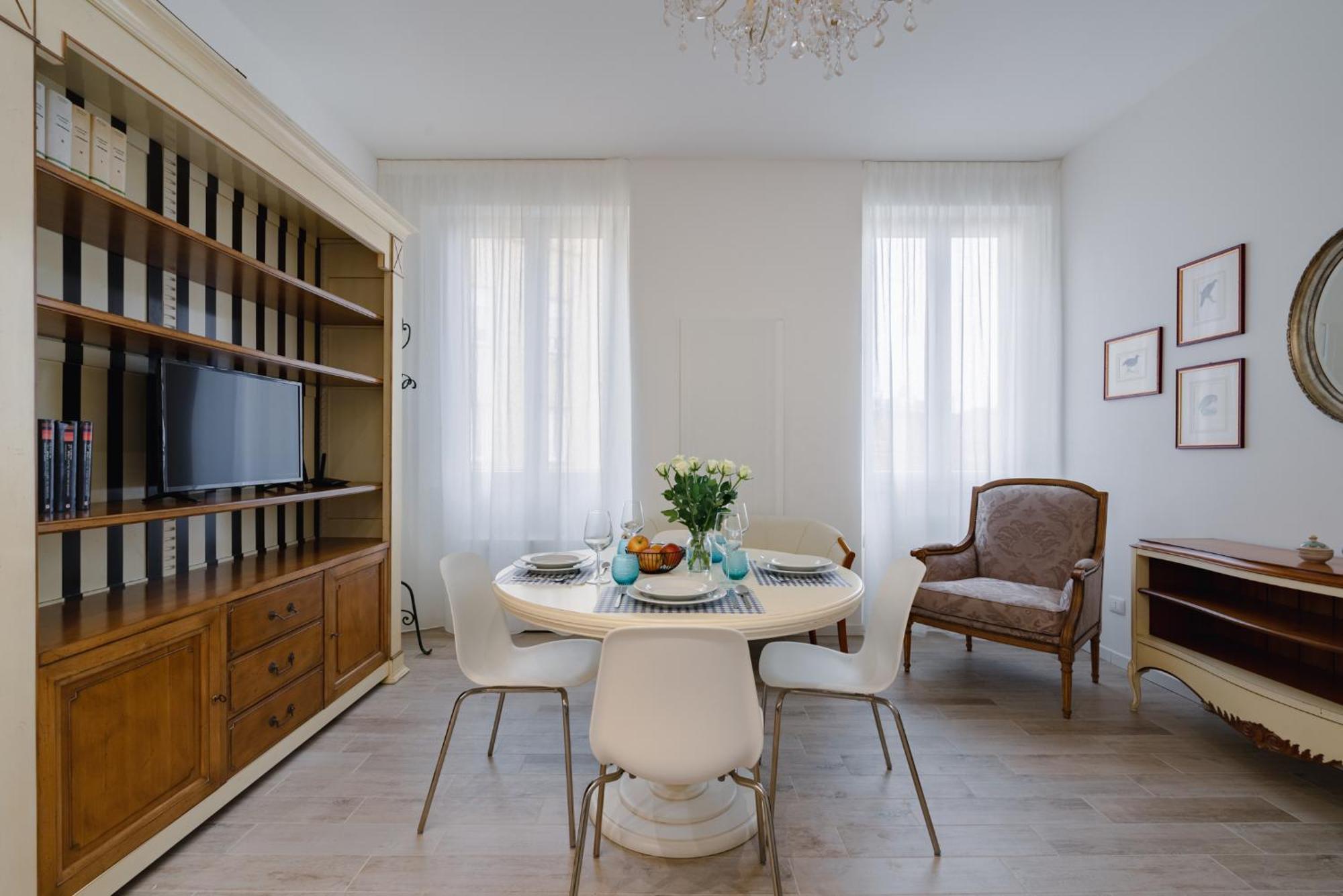 La Ginevra Boutique In *