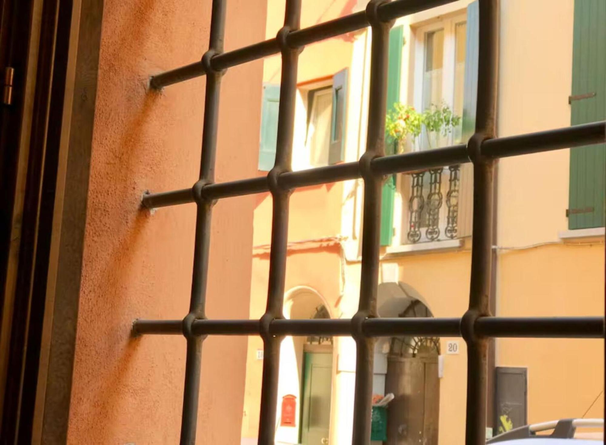 Apartment Senzanome Escape Bologna