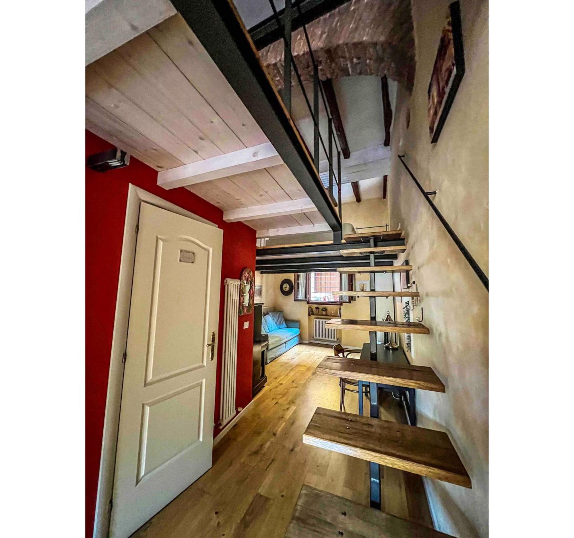 Senzanome Escape Apartment Bologna