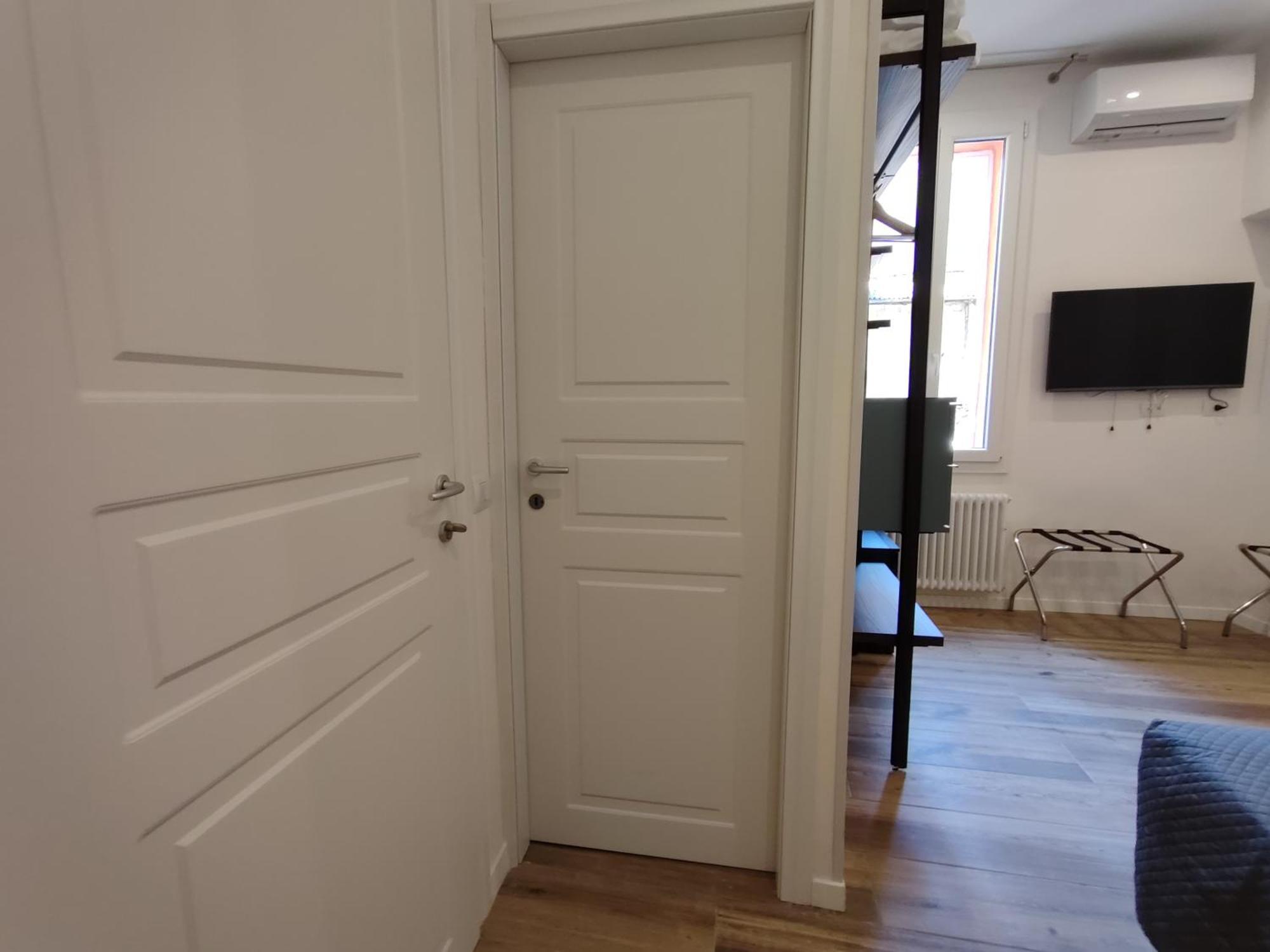Residenza Maggiore 10 - - * Bologna