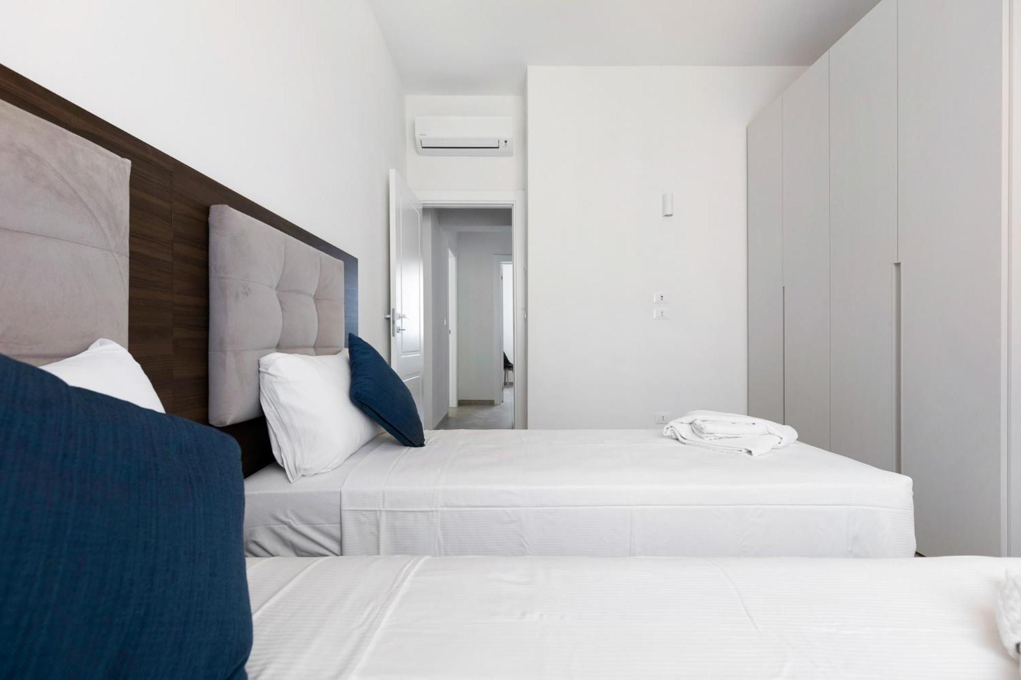Apartment Le Dodici Porte- Porta San Felice 6 By District *