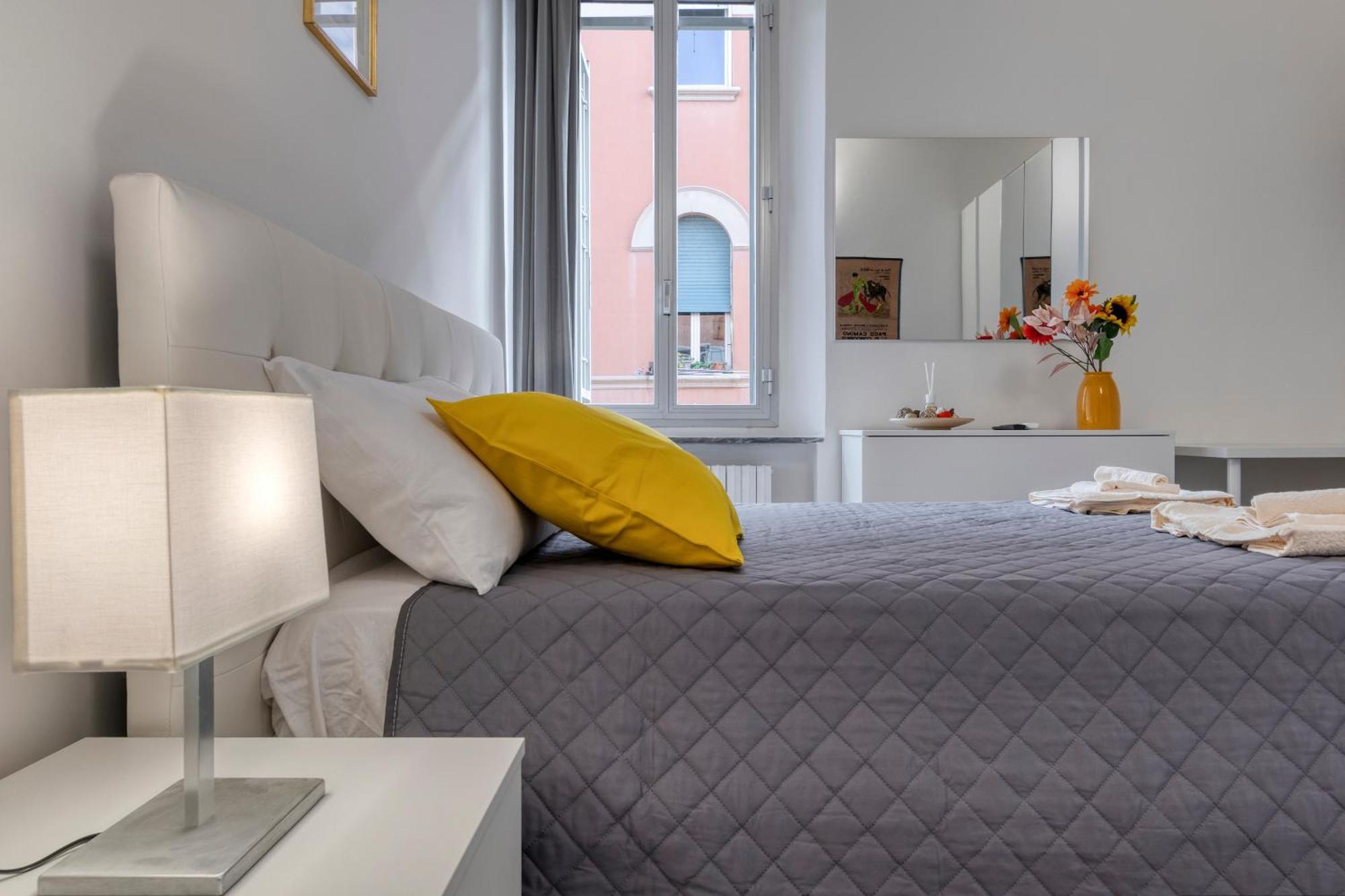 Civico 233 - Stanza Privata Parcheggio Colazione Bagni Condivisi Bed & Breakfast *