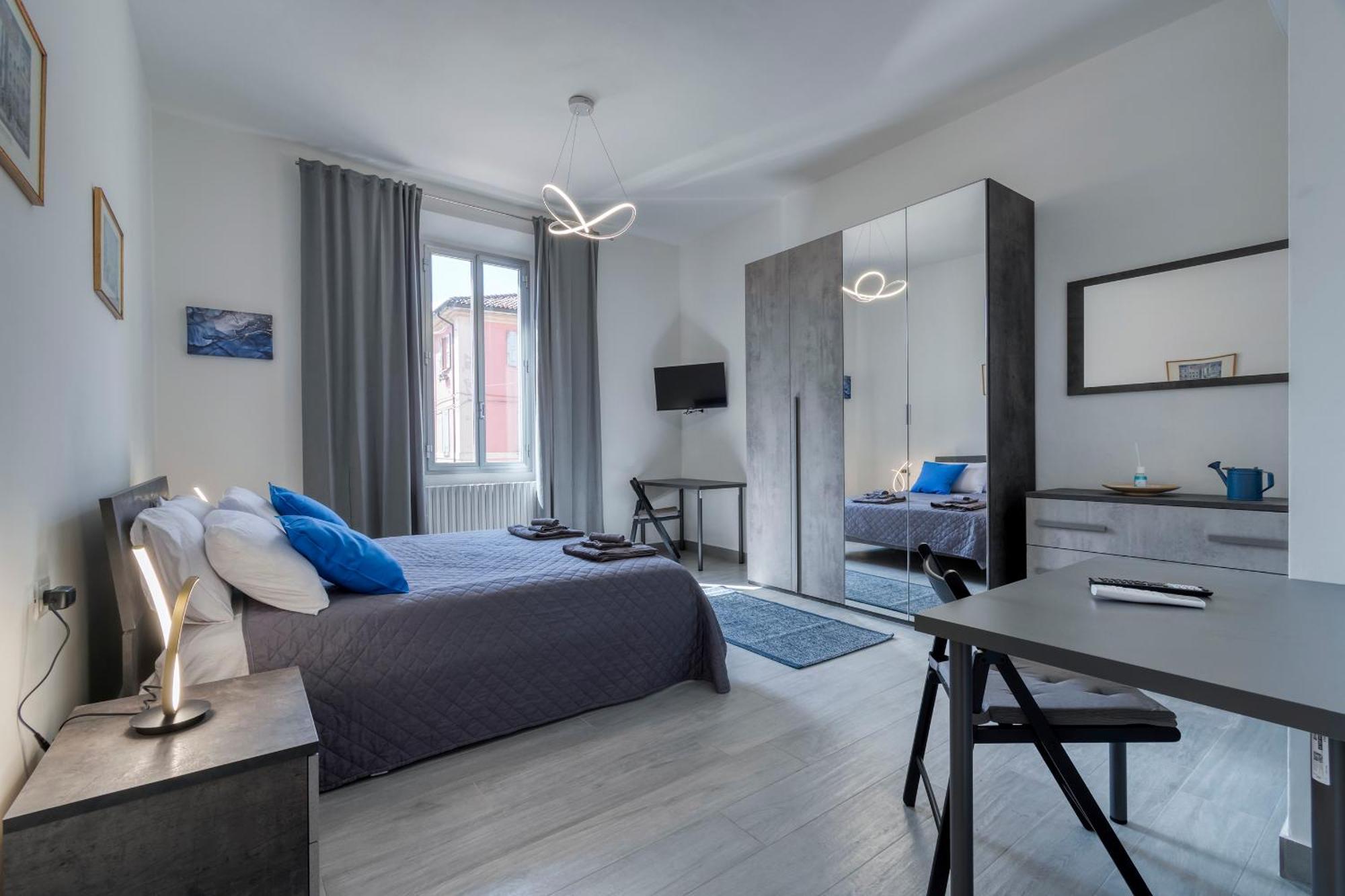Civico 233 - Stanza Privata Parcheggio Colazione Bagni Condivisi Bed & Breakfast *
