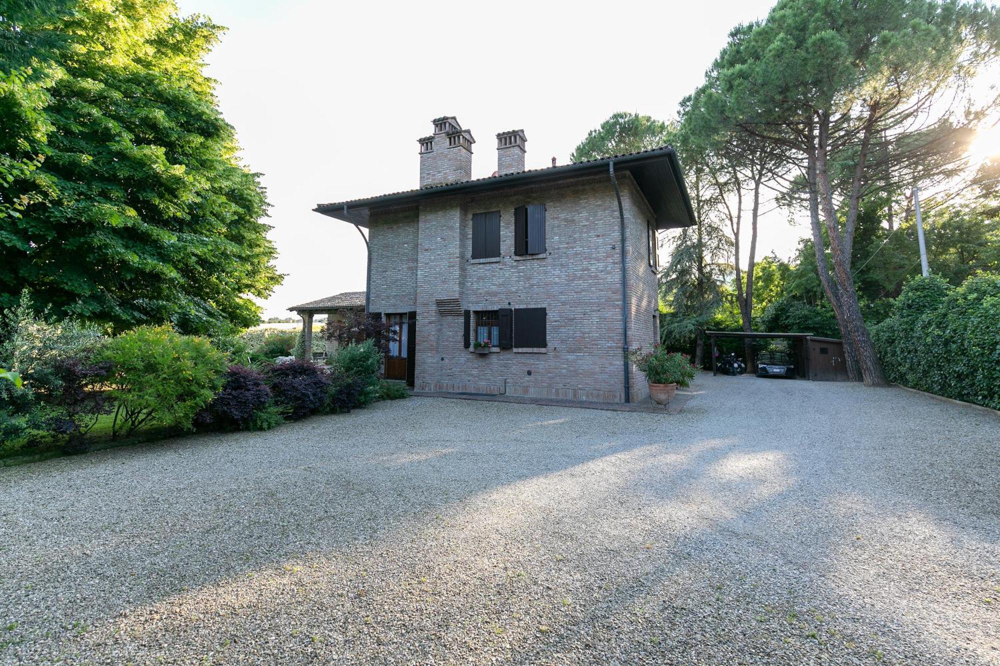 Pozzo Di Mezzo Bed & Breakfast *