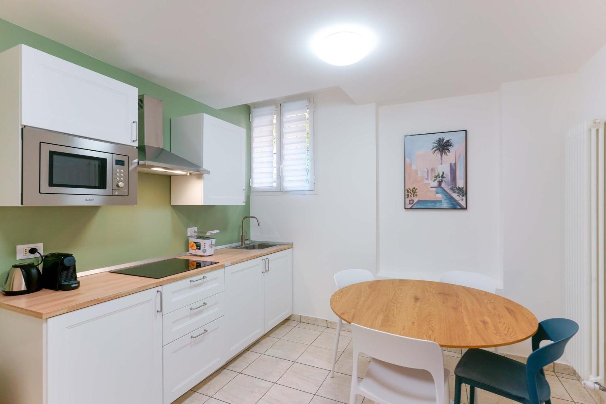 Dimore D'azeglio - Prestigio E Centralita Apartment *