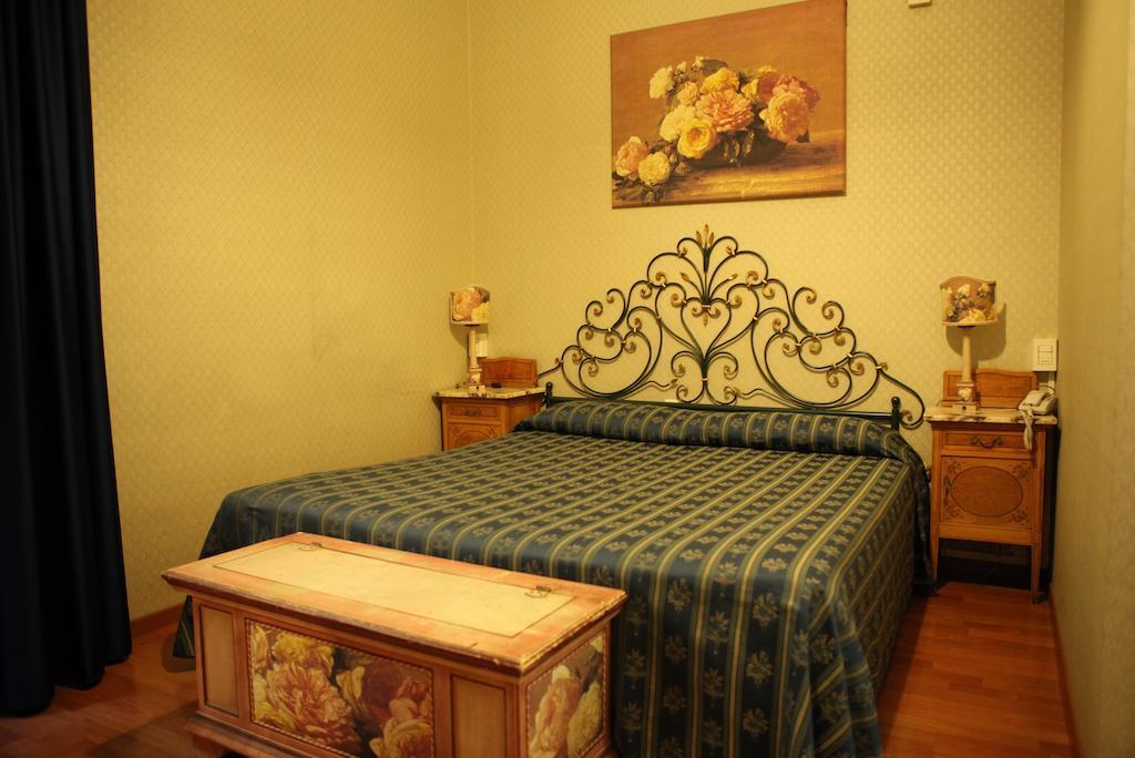 Hotel Centrale 2*