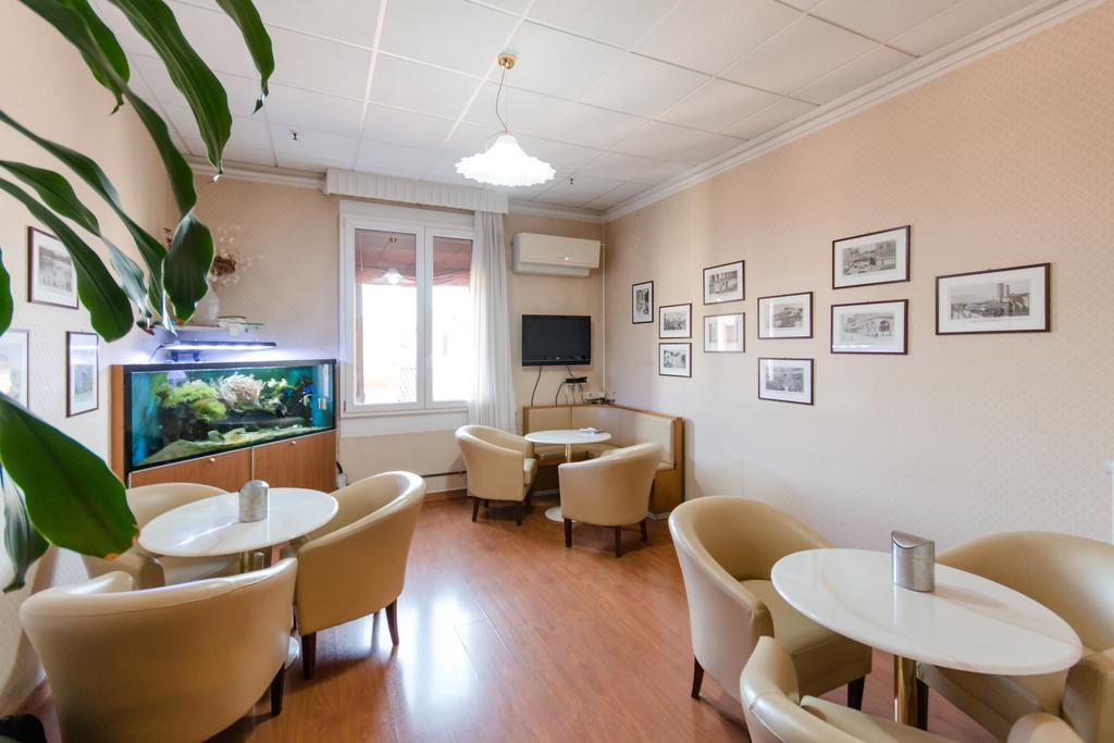 Hotel Centrale Hotel 2*