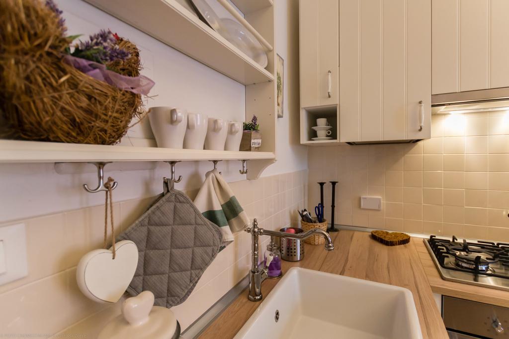 Apartment Sweet 2