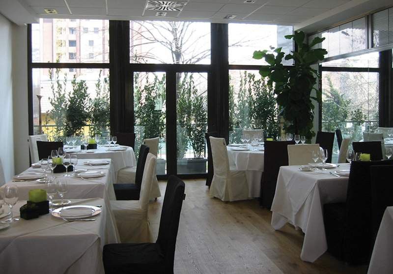 Hotel Savhotel Aemilia Bologna 4*
