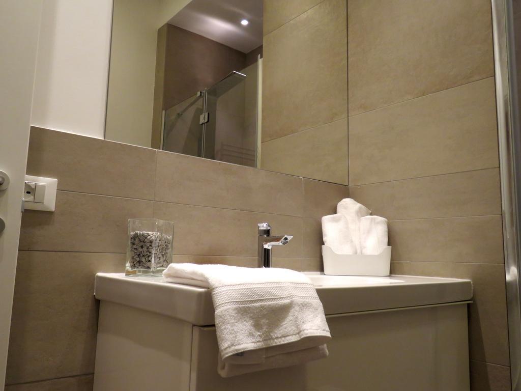 8 Colonne Apartment Bologna