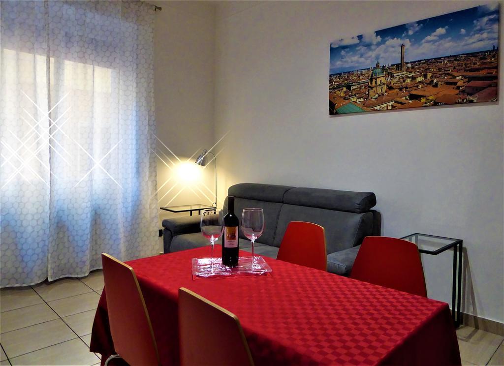Montebello House Apartment *