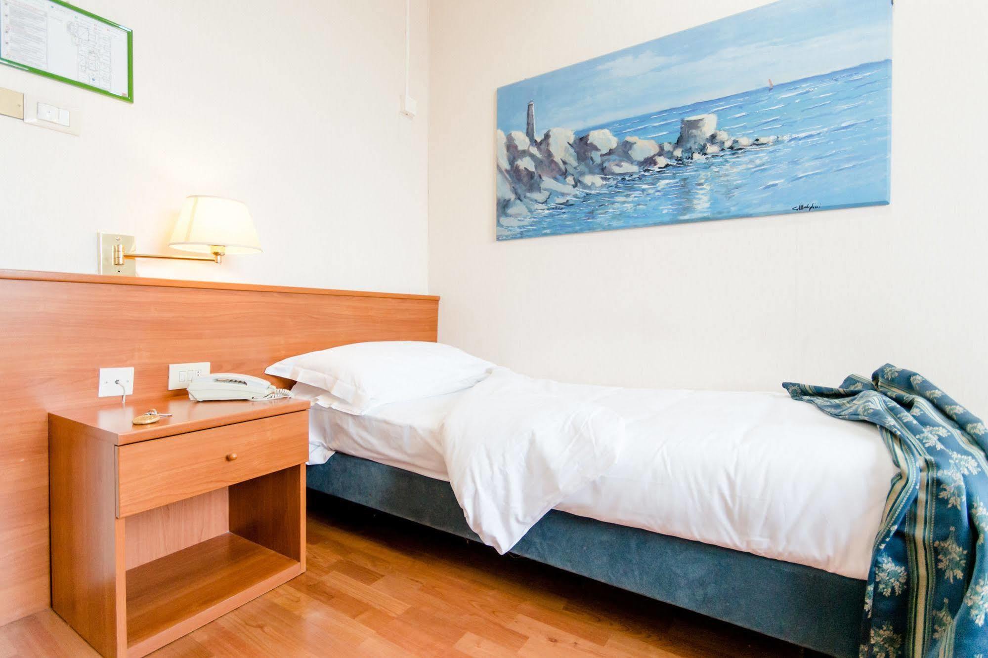 Hotel Centrale Hotel 2*
