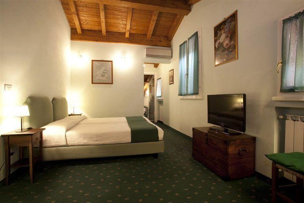 Casa Miramonte Guest house 2*