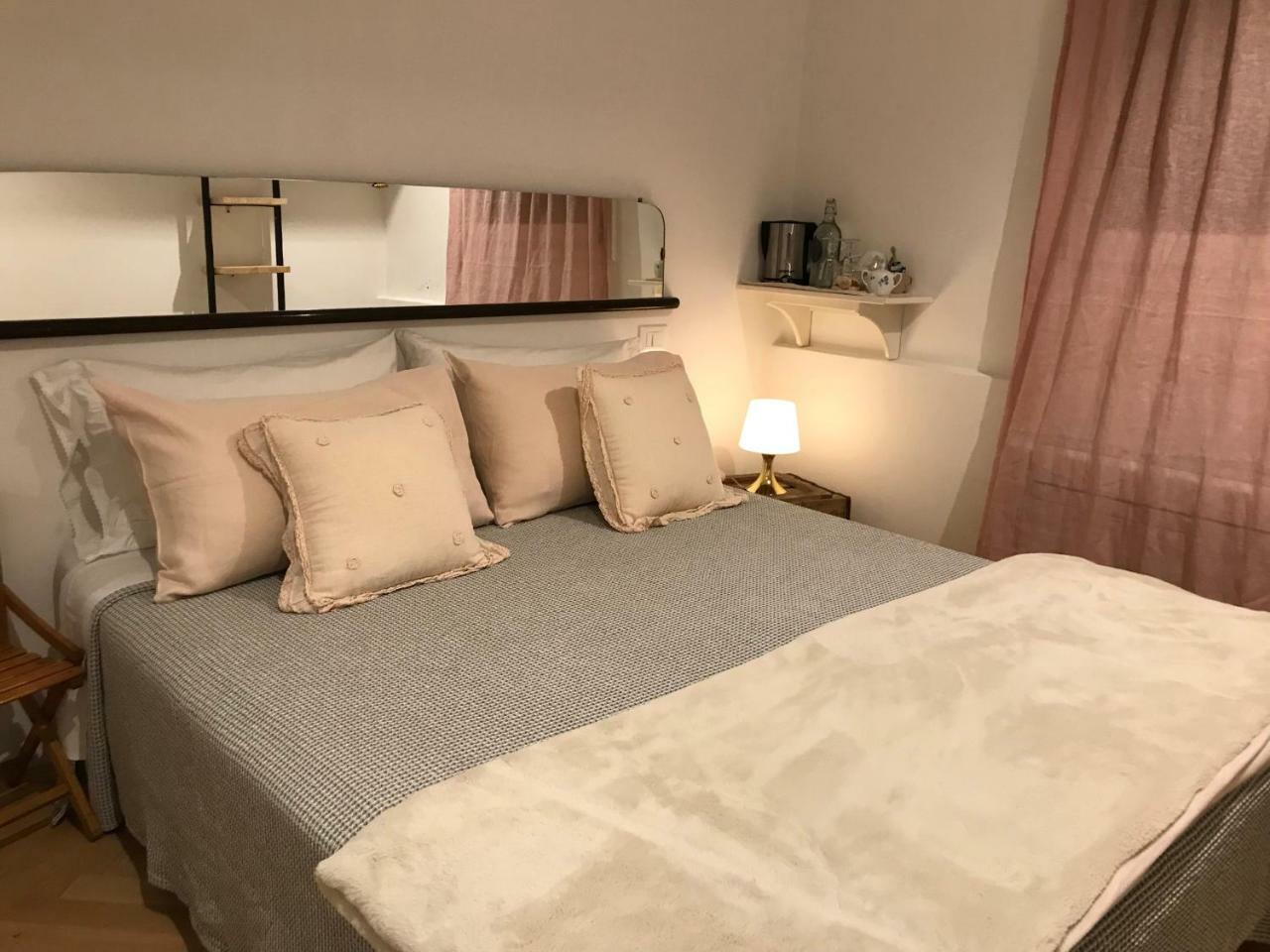 Bed & Breakfast Senzanome Bologna