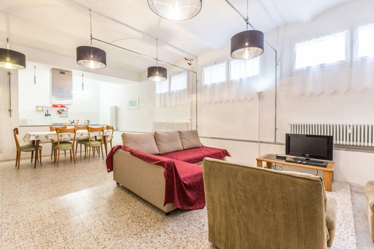 Matteotti, By Short Holidays Apartment *